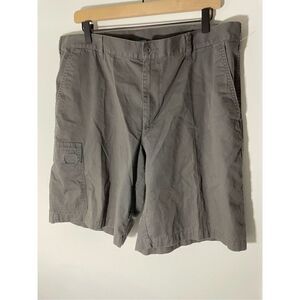Men's Columbia Grey Khaki Cargo Shorts 38Wx10L